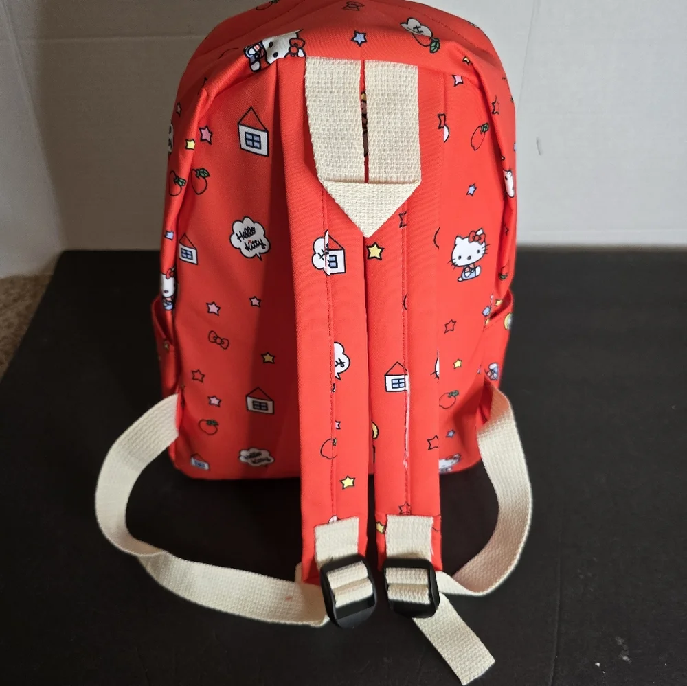 Hello Kitty nwt hello